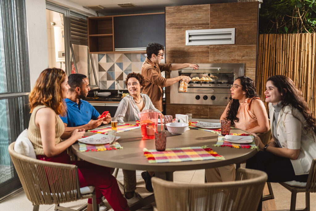 What It’s Really Like Living in Riverdale: A Neighbor’s Guide to Community, Convenience, and Charm